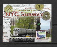 SAINT-VINCENT ET GRENADINES 2004  METRO DE NEW-YORK  YVERT N°B589 NEUF MNH** - Treinen