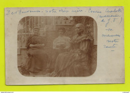 Carte Photo De 3 Femmes Vers Un Escalier à Identifier Dont Cousine Charlotte Marraine De J5 ? VOIR ZOOM Et VOIR DOS - Photographie