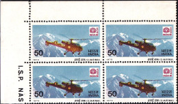 AIR MAIL- HELICOPTERS- INDIA POST- CORNER BLK OF 4- VARIETY-MNH-IE-220 - Elicotteri