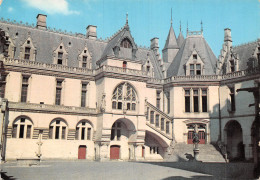 60 PIERREFONDS LE CHÂTEAU - Pierrefonds