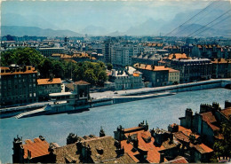 38 - Grenoble - Vue Générale - L'Isère Et La Gare De Départ Du Téléphérique De La Bastille - Carte Dentelée - CPSM Grand - Grenoble