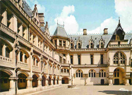 60 - Pierrefonds - Le Château - Cour Intérieure - CPM - Voir Scans Recto-Verso - Pierrefonds
