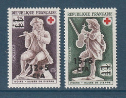 Réunion - YT N° 378 Et 379 ** - Neuf Sans Charnière - 1967 - Neufs