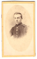 Fotografie Albert Könitz, Torgau, Fischer-Str. 17, Soldat Regiment 72 In Uniform  - Anonymous Persons