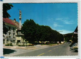 Neumarkt - Pestsäule - Marktplatz - Auto - VW Bus - Neumarkt