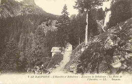 38 - Isère - Le Dauphiné - L'Oursière Et Belledonne - Ascension De Belledonne - La Halle De L'Oursière - CPA - Voir Scan - Andere & Zonder Classificatie