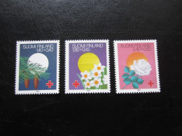 FINLAND - FLOWERS Red Cross Set 1988 MNH - Nuovi