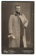 Fotografie Josef Sutor, Landsberg A. L., Hauptplatz 11, Junger Soldat In Uniform U. Mantel  - Anonymous Persons