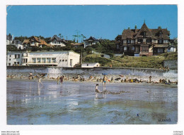 14 VILLERVILLE SUR MER La Plage Et Le Casino Municipal En 1978 Plage - Villerville