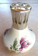 Lampe Berger Motif Floral En Porcelaine - Berger Paris 14 Rue Duphot - Made In France - Limoges (FRA)