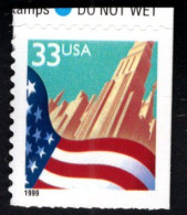 242268779 1999 SCOTT 3278F (XX) POSTFRIS MINT NEVER HINGED - FLAG & CITY - RIGHT IMPERFORATED - Unused Stamps