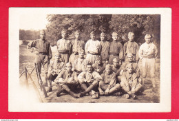 Milit-440A49  Carte Photo, Un Groupe De Militaires, Carte écrite De Mayence, Cpa BE - Autres & Non Classés