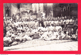 Milit-733A78  Carte Photo, Groupe De Militaires,  Col N° 11 - Autres & Non Classés