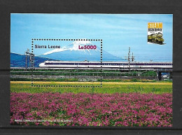 SIERRA LEONE 2004 TRAINS  YVERT N°B592 NEUF MNH** - Treni