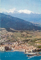 66 - Collioure - Vue Générale Aérienne - Au Fond  Le Canigou - CPM - Voir Scans Recto-Verso - Collioure