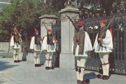 CARTOLINA  GRECIA-EUZONEN SOLDIERS-VIAGGIATA 1987 - Griechenland