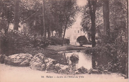 77 - MELUN - Jardin De L'hotel De Ville - Melun