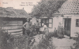 KNOKKE - KNOCKE Le ZOUTE-    Dans Les Dunes - Cabanes De Pecheurs - Knokke