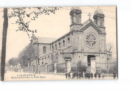 CHARLEVILLE - Boulevard Gambetta - La Petite Eglise - Très Bon état - Charleville