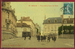 1069 - MELUN - PLACE DE LA PORTE DE PARIS - Melun