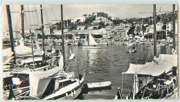 19573 - LE LAVANDOU - CPSM - YACHTS DANS LE PORT - Le Lavandou