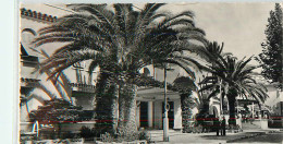 19578 - LE LAVANDOU - CPSM - L HOTEL DE VILLE - Le Lavandou