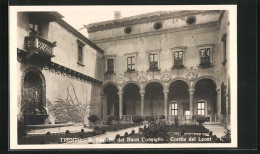 Cartolina Trento, R. Castello Del Buon Cansiglio, Cortile Dei Leoni  - Trento