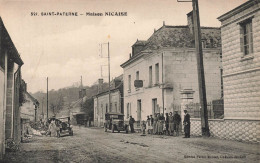 St Paterne * Rue Et Maison NICAISE * Automobile Voiture Ancienne * Villageois - Saint Paterne