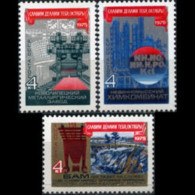 RUSSIA 1975 - #4380-2 Oct.Revolution 58th. Set Of 3 MNH - Neufs