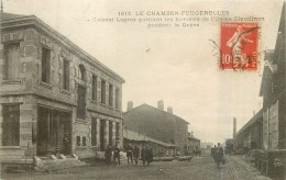 LE CHAMBON FEUGEROLLES L'usine Claudinon Pendant La Grève - Le Chambon Feugerolles