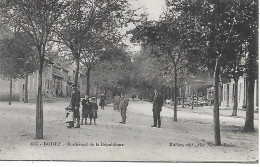RODEZ ( 12 )  - Boulevard De La République - Rodez