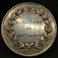 MEDAILLE ARGENT 1889 CERTIFICAT D'ETUDES ECOLE LIBRE DE JOUY EN JOSAS / 28mm 10.4g / SILVER - Professionnels / De Société