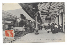 CPA - Gare De BELLEGARDE - Arrivée De L'express De Genève Et Visite De La Douane - - Bellegarde-sur-Valserine