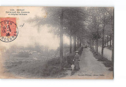 SEDAN - Boulevard Des Ecossais Et Hôpital Militaire - Très Bon état - Sedan