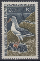 TIMBRE TAAF FAUNE ALBATROS A SOURCILS NOIRS N° 24 NEUF ** GOMME SANS CHARNIERE - Unused Stamps