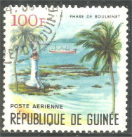 470 Guinee Phare De Boulbinet Lighthouse Lichtturm Faro Bateau Ship Boat (GUF-125) - Ships
