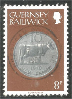 468 Guernsey 8p Coin Pièce De Monnaie Vache Cow Vaca Kuh Koe Vacca (GUE-64a) - Vacas