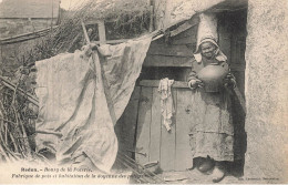 Redon , Bourg De La Poterie * Fabrique De Pots Et Habitation De La Doyenne Des Potiers * Thème Métier Pot Potier - Redon