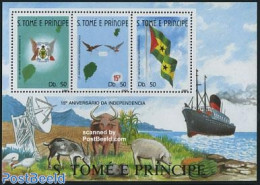 Sao Tome/Principe 1990 15 Years Independence S/s, Mint NH, History - Nature - Transport - Coat Of Arms - Flags - Birds.. - Ships