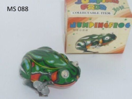 VINTAGE ! China 60s' Wind Up Tin Toy Jumping Frog With Box (MS 088) - Jugetes Antiguos