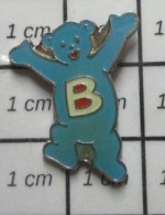 616A Pin's Pins / Beau Et Rare / ANIMAUX / OURS BLEU BUTAGAZ - Animals