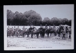 Cp, Militaria, Caserne, Camp De Mailly, Dragons Avec Mitrailleuses, Matériel, Régiment, Vierge - Casernas