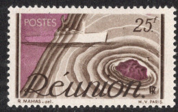 REUNION Timbre-poste N°280* Neuf Charnière TB Cote : 5€50 - Nuevos