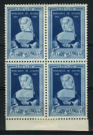 579-Cu ** - Witte Streep Over Borst - 1931-1960