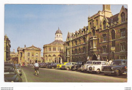 RU Angleterre Exeter College Sheldonian Theatre And Clarendon Building OXFORD En 1965 Olds Cars Voitures Anglaises - Oxford