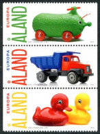 ALAND 2010 - Jouets En Plastique - 3 Timbres - Aland