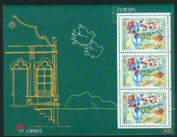 ACORES 1998 - Europa - Culte De L'Esprit Saint - BF - 1998