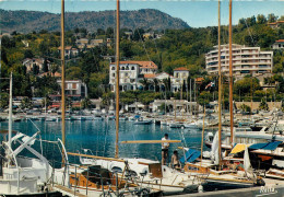 LE LAVANDOU LE PORT VAR (scan Recto-verso) KEVREN0392 - Le Lavandou