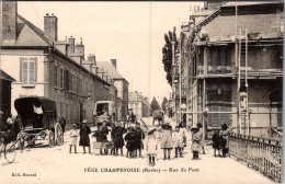 Cpa  -   Fère Champenoise -  Rue Du Pont   , Animée     C1131 - Fère-Champenoise