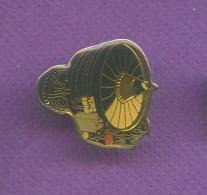 Rare Pins Moteur Snecma Aeronautique Et Spatiale T200 - Ruimtevaart